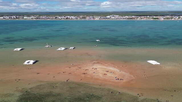 Ilha de Areia Vermelha em Cabedelo na Para&iacute;ba