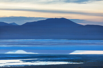 Lake in Bolivia © Galyna Andrushko