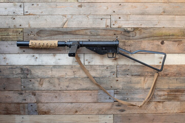 Sten gun with silencer