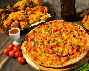 pizza with mushrooms and cheese and chicken 