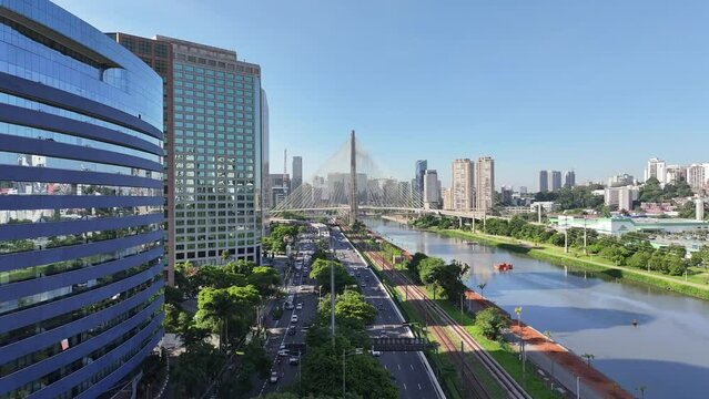 Cable Stayed Bridge At S&atilde;o Paulo In Sao Paulo Brazil. Downtown Bridge. Traffic Road. Sao Paulo Brazil. City Life Landscape. Cable Stayed Bridge At S&atilde;o Paulo In Sao Paulo Brazil.