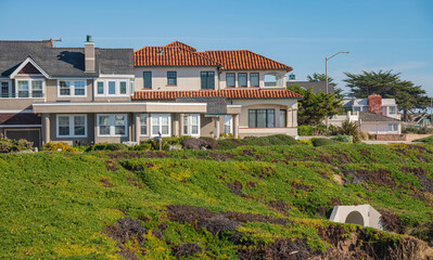 Fototapeta na wymiar Modern construction homes in Santa Cruz California.