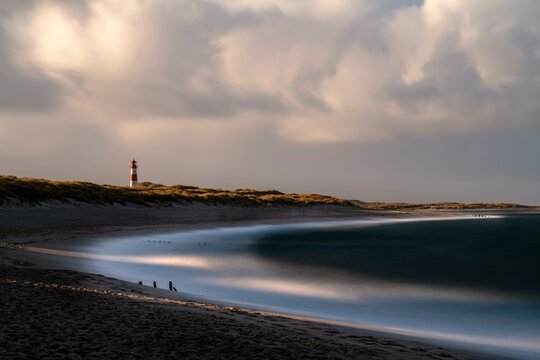 North Sea coast with List-ost lighthouse, Ellenbogen, List, Sylt Island, Germany, Europe