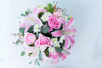 Circle of many kinds of beautifully decorated flowers 