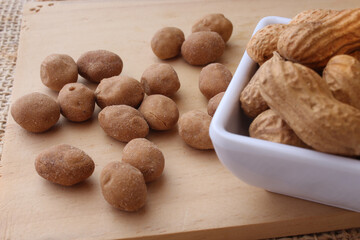 Salty and delicious peanut snack.