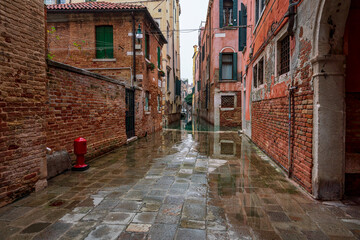 Fototapeta na wymiar Venezia water flood city shape