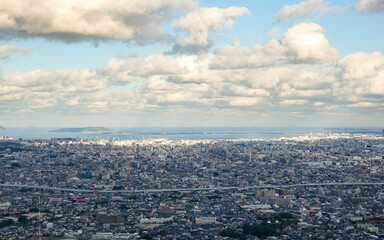 Fototapeta premium 玄界灘・博多湾・博多の町並み 福岡空港への着陸前