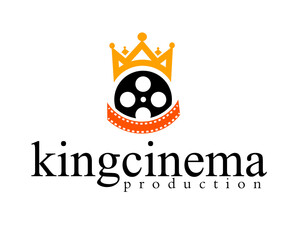 Fototapeta premium creative king cinema logo design template