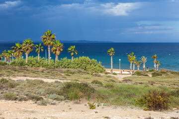 Paesaggio marino di Urbanova ad Alicante in Spagna