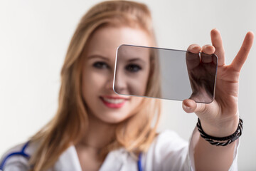 Clear smartphone, medic's vision of healthcare modernization