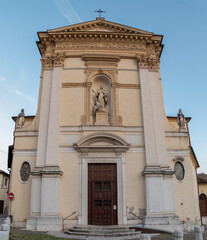 Fototapeta na wymiar A church in Verona Italy.