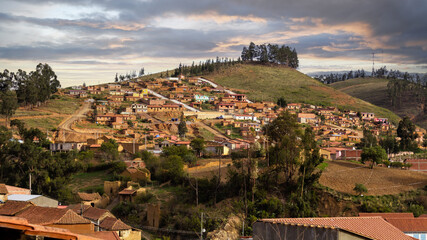 Pueblo de Totora, ubicada en Bolivia en el departamento de Cochabamba, su arquitectura tipo...