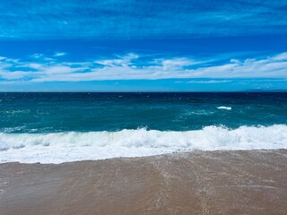 Fresh blue and azure sea, sea horizon background