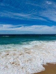 Fototapeta na wymiar Fresh blue and azure sea, sea horizon background