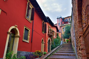 Fototapeta na wymiar alley in the historic center of Verona which leads from the Pietra bridge to Castel San Pietro in Veneto, Italy