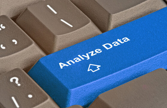 Keyboard with key for data analysis