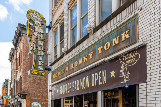 NASHVILLE, TN, USA - MARCH 28, 2021: Nudie's Honky Tonk is the longest running bar in downtown Nashville featuring live music, food, drinks, and a rooftop bar.