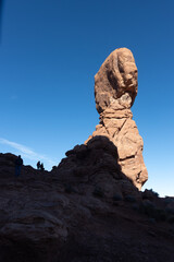 Fototapeta na wymiar Balanced rock at arches national park 