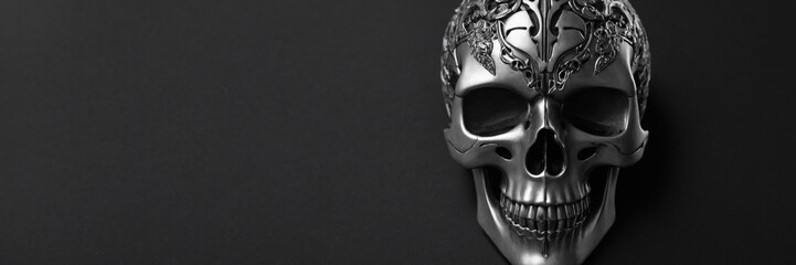 Silver skull with a crown on a black background - obrazy, fototapety, plakaty