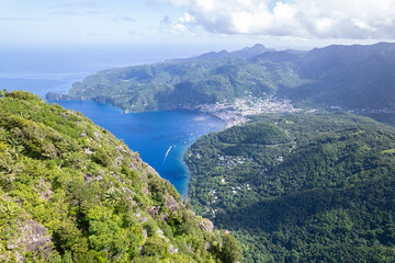 Fototapeta na wymiar Mountains in Saint Lucia
