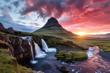 Cercles muraux Kirkjufell Sunset over Kirkjufellsfoss Waterfall and Kirkjufell Mountain, an iconic Icelandic landscape that blends majestic silhouettes, reflecting rivers and waterfalls, and the ethereal play of sunlight