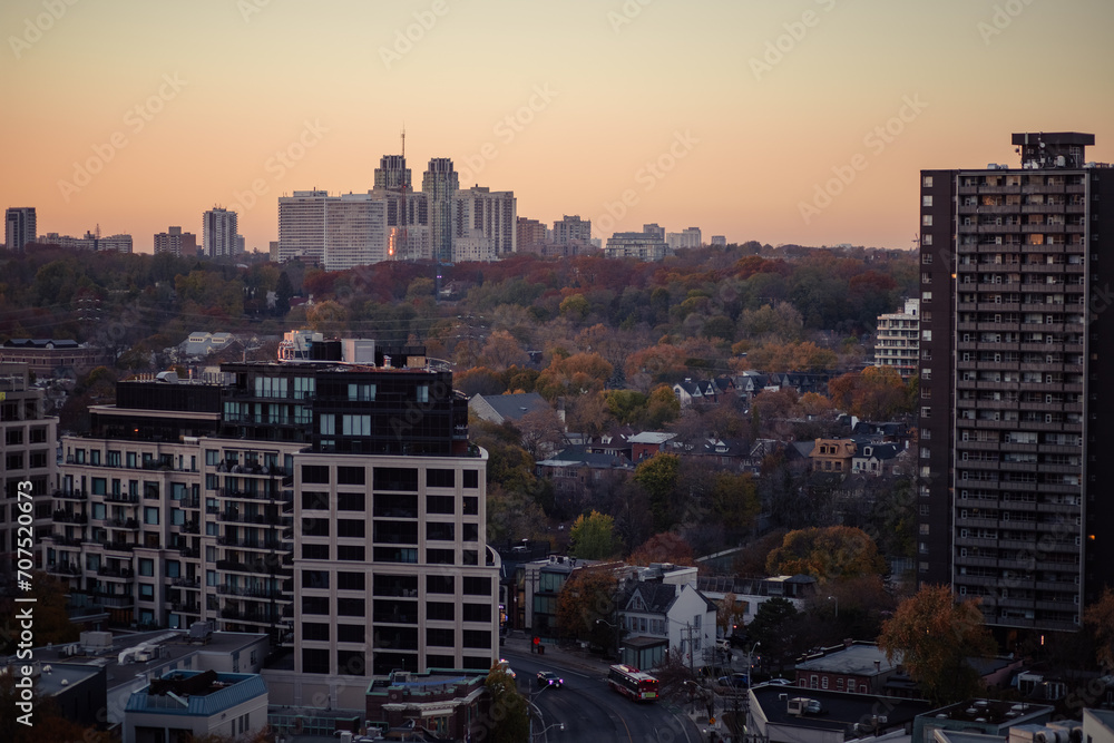 Wall mural sunset over the city of toronto, canada