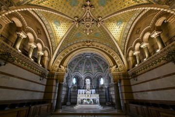Fototapeta na wymiar Basilica Notre Dame de Fourviere - Lyon, France