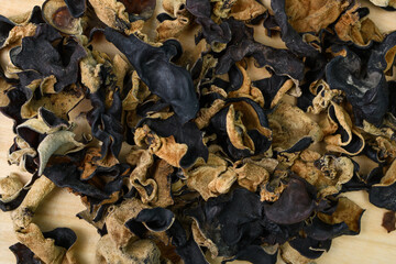 Grzyby mun suszone w zbliżeniu makro