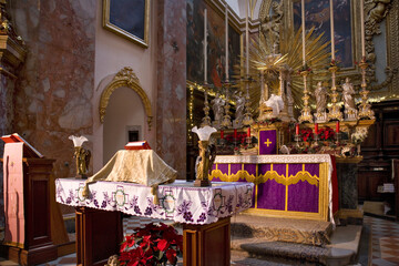 Altar of Carmelite Priory in Mdina, Malta - obrazy, fototapety, plakaty