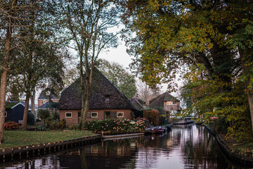 Fototapeta na wymiar Landscape of the charming town of Giethoorn, Holland