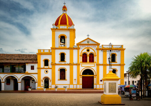 MOMPOX