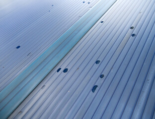 Sheets of cellular polycarbonate with damage