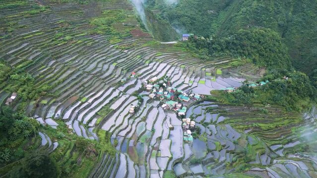 Vistas de las terrazas de arroz de Batad desde el aire