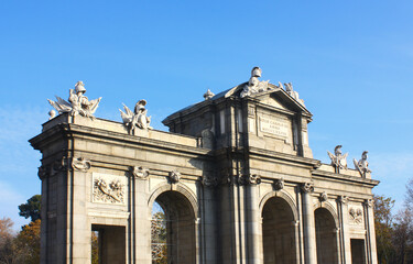 Fototapeta na wymiar Puerta de Alcala in Madrid, Spain