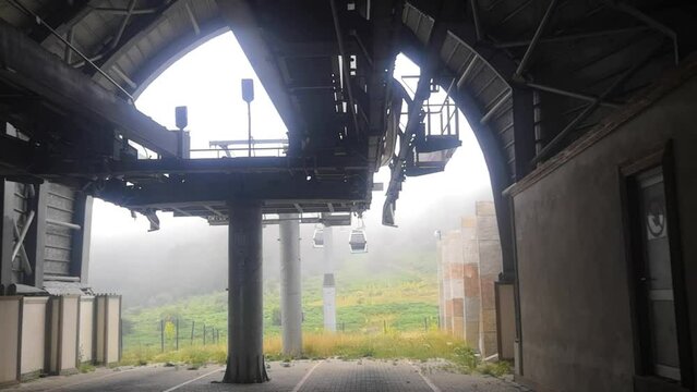 Cable car departure in the Bursa region - Turkey. 