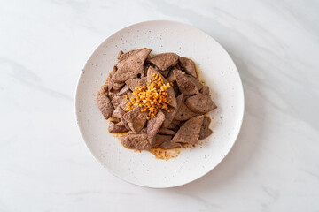 homemade stir-fried pork liver with garlic
