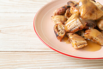 grilled bananas with coconut caramel sauce