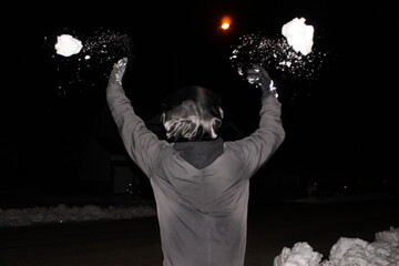 Throwing snow