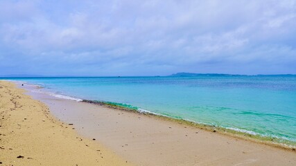 沖縄県うるま市津堅島のヤジリ浜