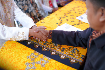 Akad nikah is an Islamic prenuptial agreement. Indonesian marriage (Islamic marriage)