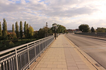 Historische Brücke über die Elbe bei Pirna in der Sächsischen Schweiz