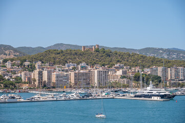 Fototapeta na wymiar Views of the Palma old city skyline and harbour. 