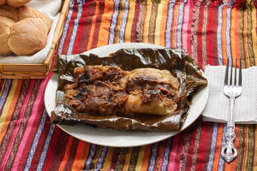 Tamal negro (dulce), plato típico guatemalteco
