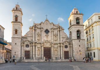 Fototapeta na wymiar Cathedral of San Cristóbal in Havana - Cuba