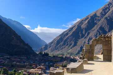 Puerta Inca - Sitio Arqueológico Ollantaytambo - Perú