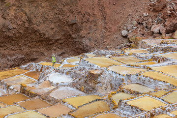 Salineras de Maras - Urubamba - Valle Sagrado - Per&uacute;