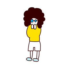 驚くアフロの女性