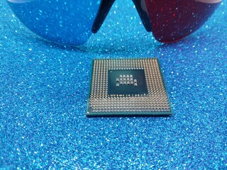 Microprocessor of a personal computer from a laptop
