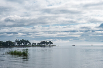 早朝の琵琶湖の風景　道の駅びわ湖大橋米プラザから