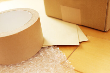 梱包材